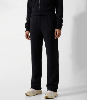 Guess naisten collegehousut V6GB12*JBLK (3)